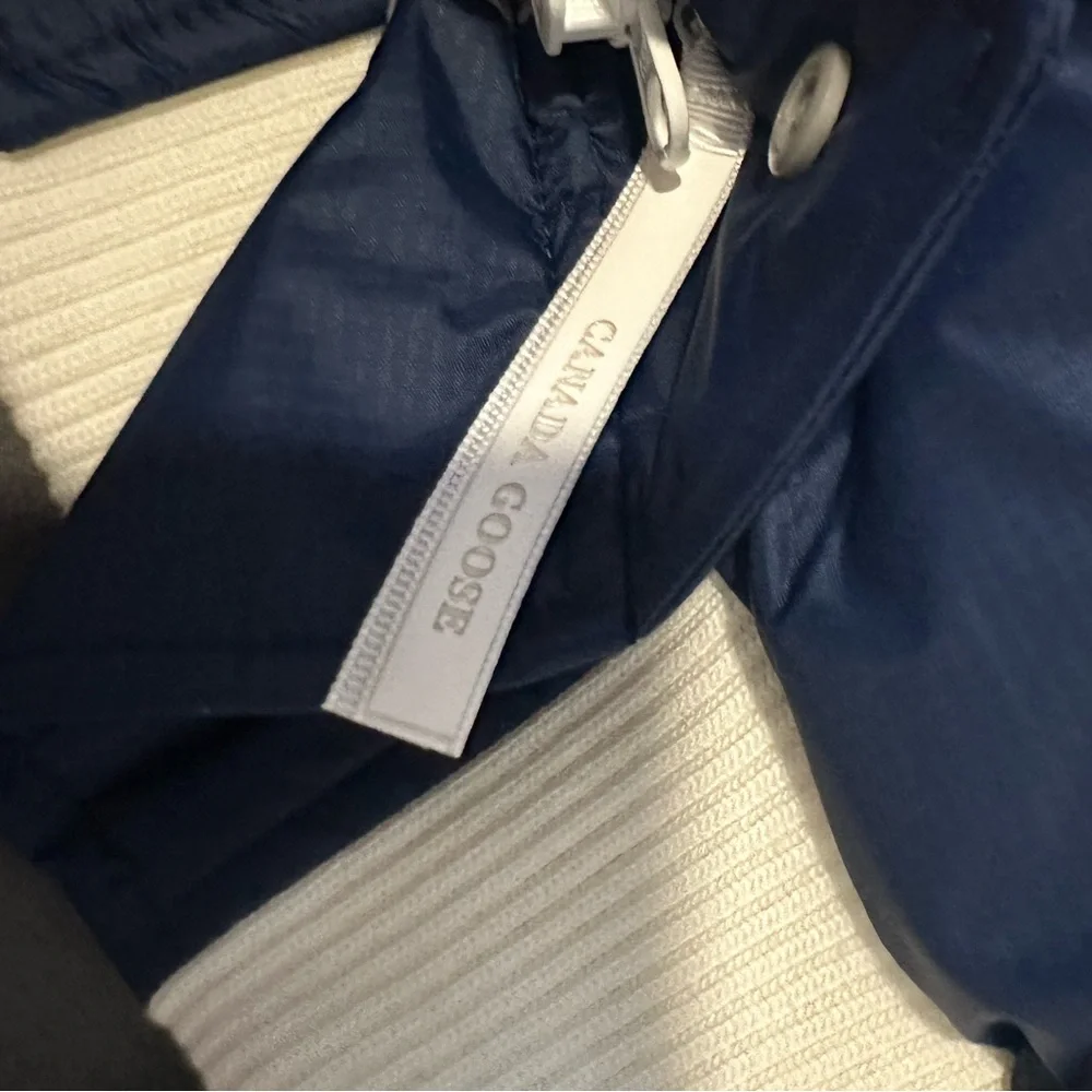 Canada Goose Chilliwack Bomber - ISO Northern Lights - Picture 8 of 8